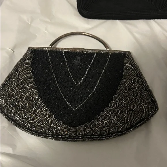 Bundle of Vintage Black & silver Beaded Evening Clutch - Elegant Women's Bag. - Picture 3 of 14